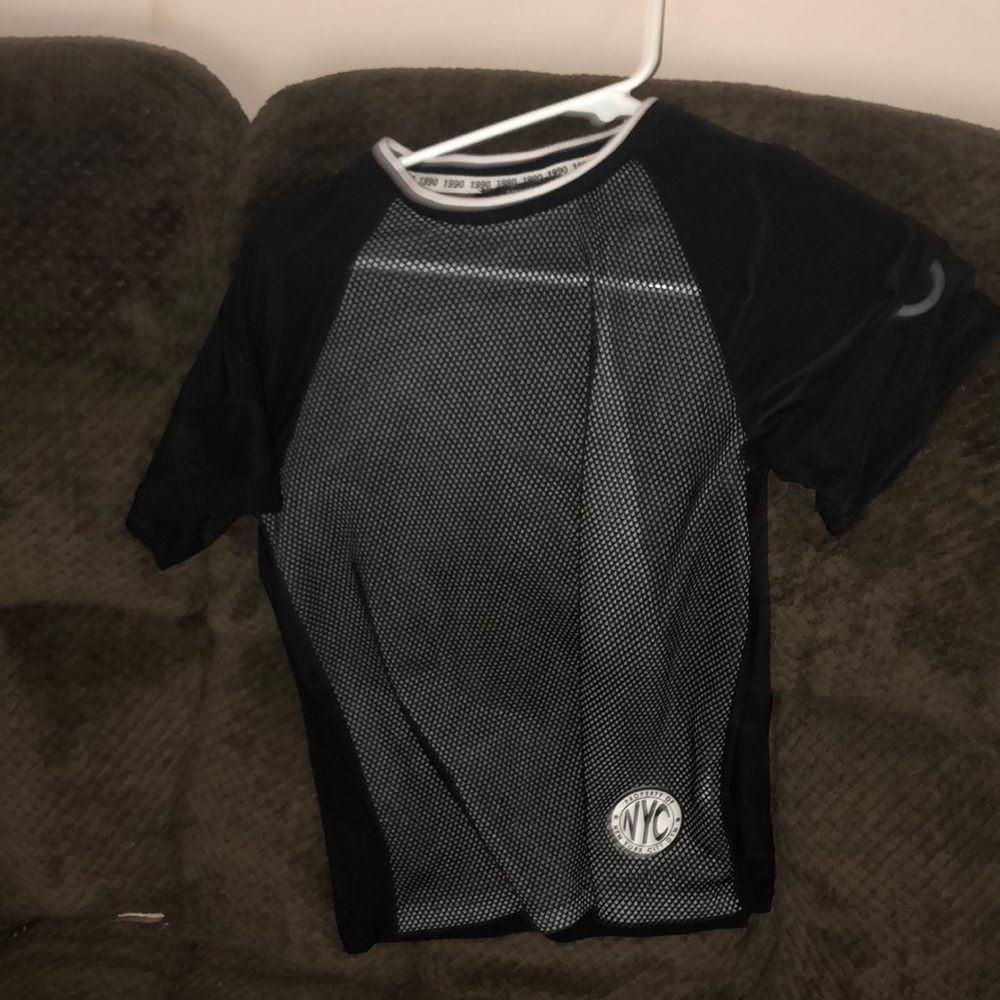Black T shirt size medium
